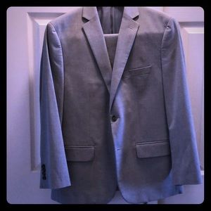 Men’s Light Grey Suit 40S